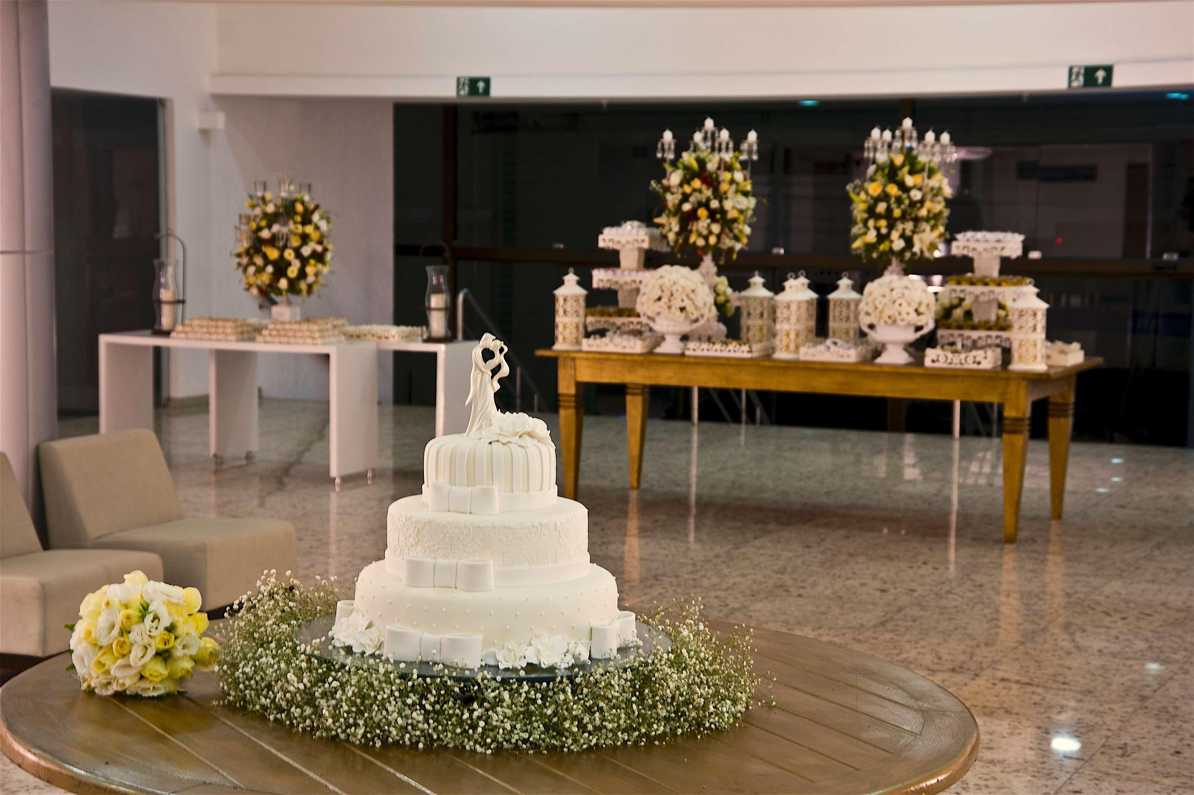 Best Western Premier Maceio Εξωτερικό φωτογραφία A wedding cake