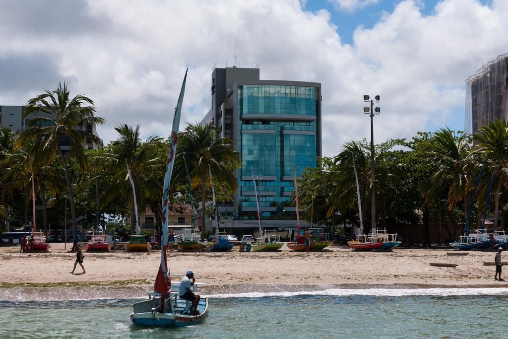 Best Western Premier Maceio Εξωτερικό φωτογραφία The headquarters of the Central Bank of Comoros in Moroni