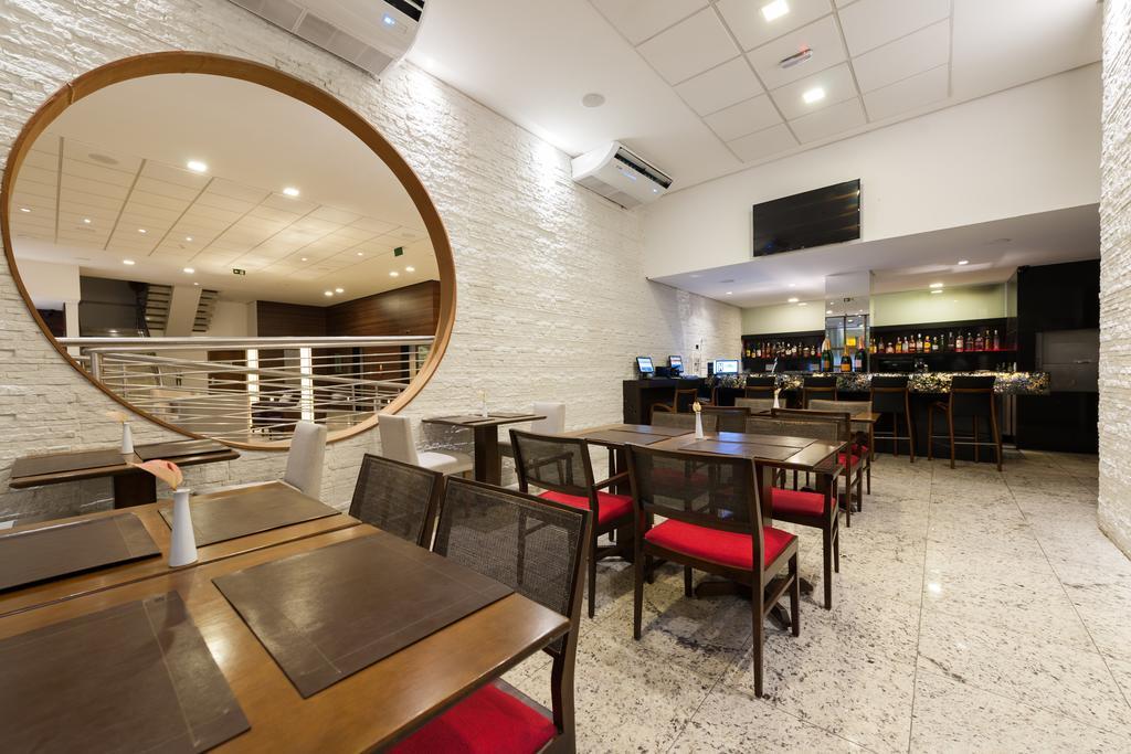 Best Western Premier Maceio Εξωτερικό φωτογραφία The interior of a restaurant in Japan
