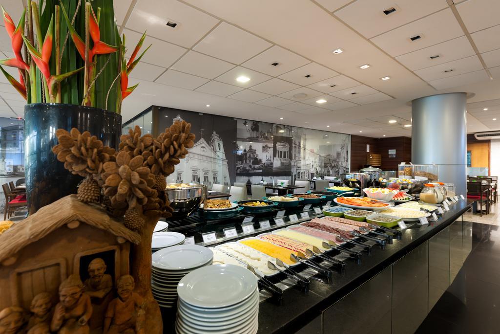 Best Western Premier Maceio Εξωτερικό φωτογραφία A buffet at a hotel